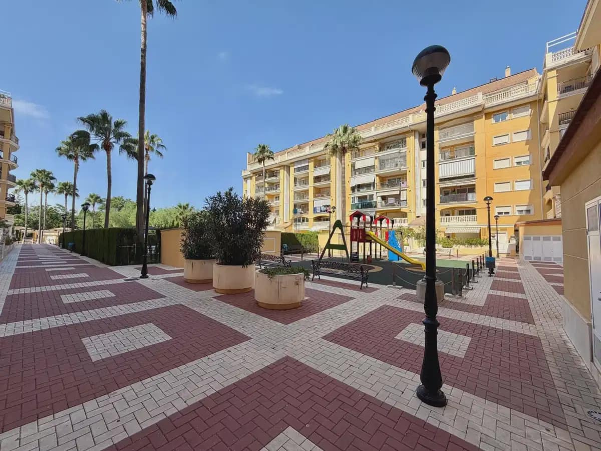 3 slaapkamer Appartement te koop in Denia met zwembad garage - € 465.000 (Ref: 10049681)
