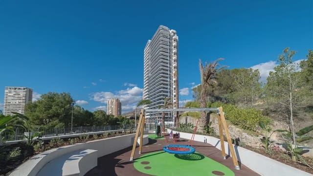 2 slaapkamer Appartement te koop in Benidorm met zwembad garage - € 507.000 (Ref: 10049693)