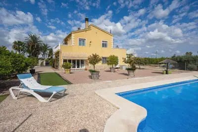 5 Zimmer Villa zu verkaufen in La Hoya mit Pool Garage - 510.000 € (Ref: 10049712)