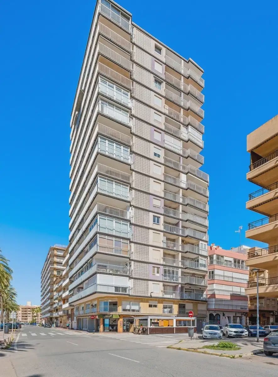 Apartamento de 3 habitaciones en Santa Pola en venta - 490.000 € (Ref: 10049714)
