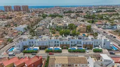 5 soverom Hus til salgs i Torrevieja - € 480 000 (Ref: 10049722)