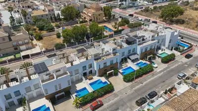 5 soverom Hus til salgs i Torrevieja - € 480 000 (Ref: 10049722)