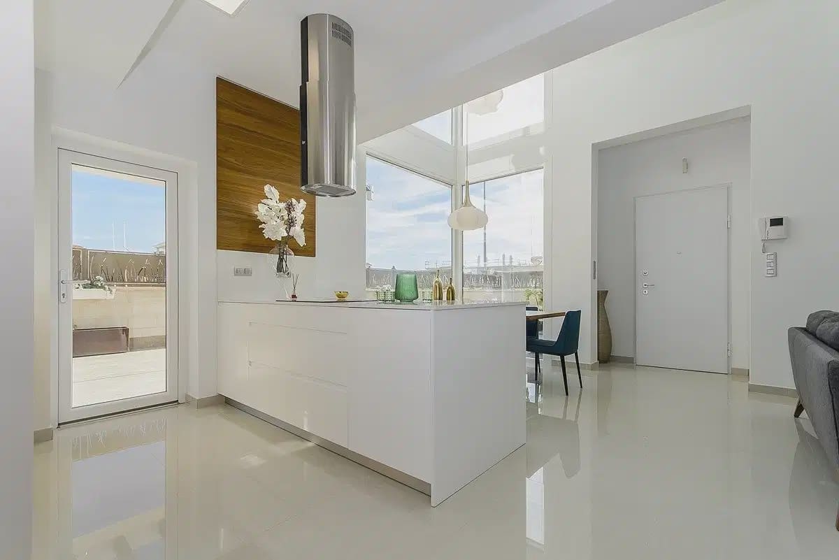 3 quarto Moradia para venda em Los Montesinos com piscina - 485 000 € (Ref: 10049755)