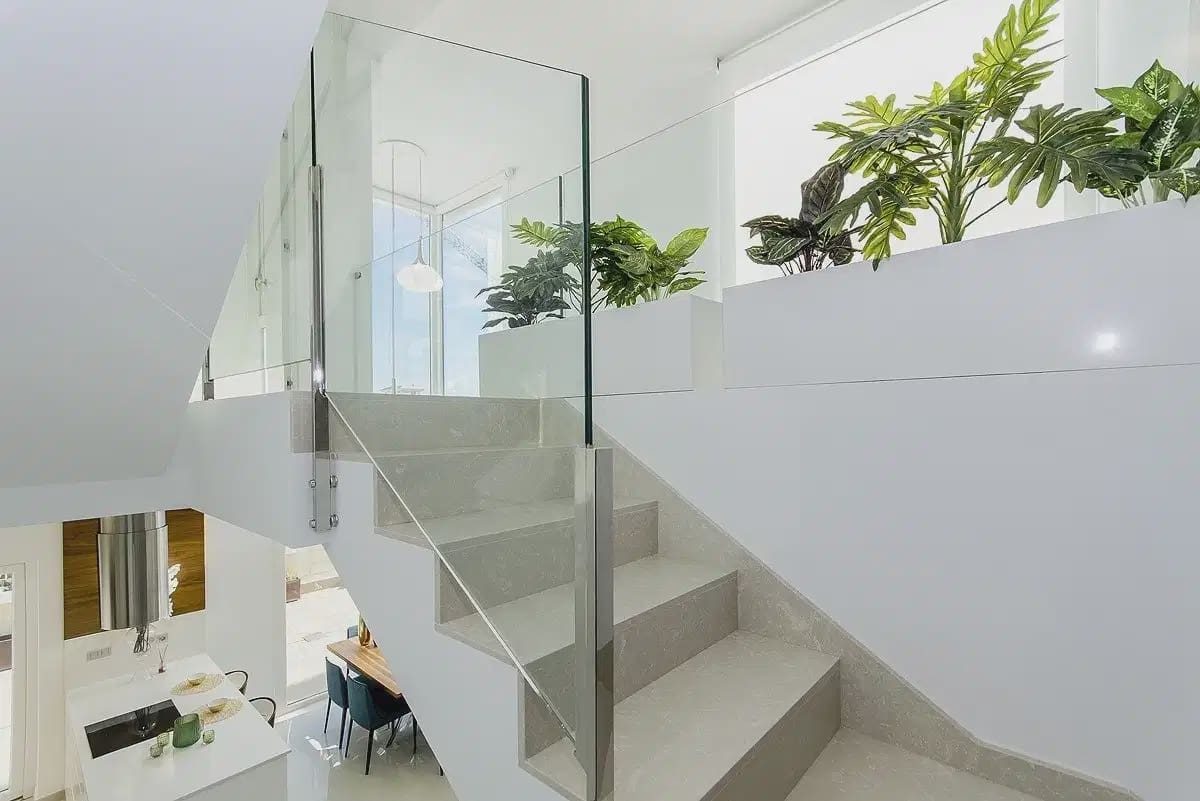 3 quarto Moradia para venda em Los Montesinos com piscina - 485 000 € (Ref: 10049755)