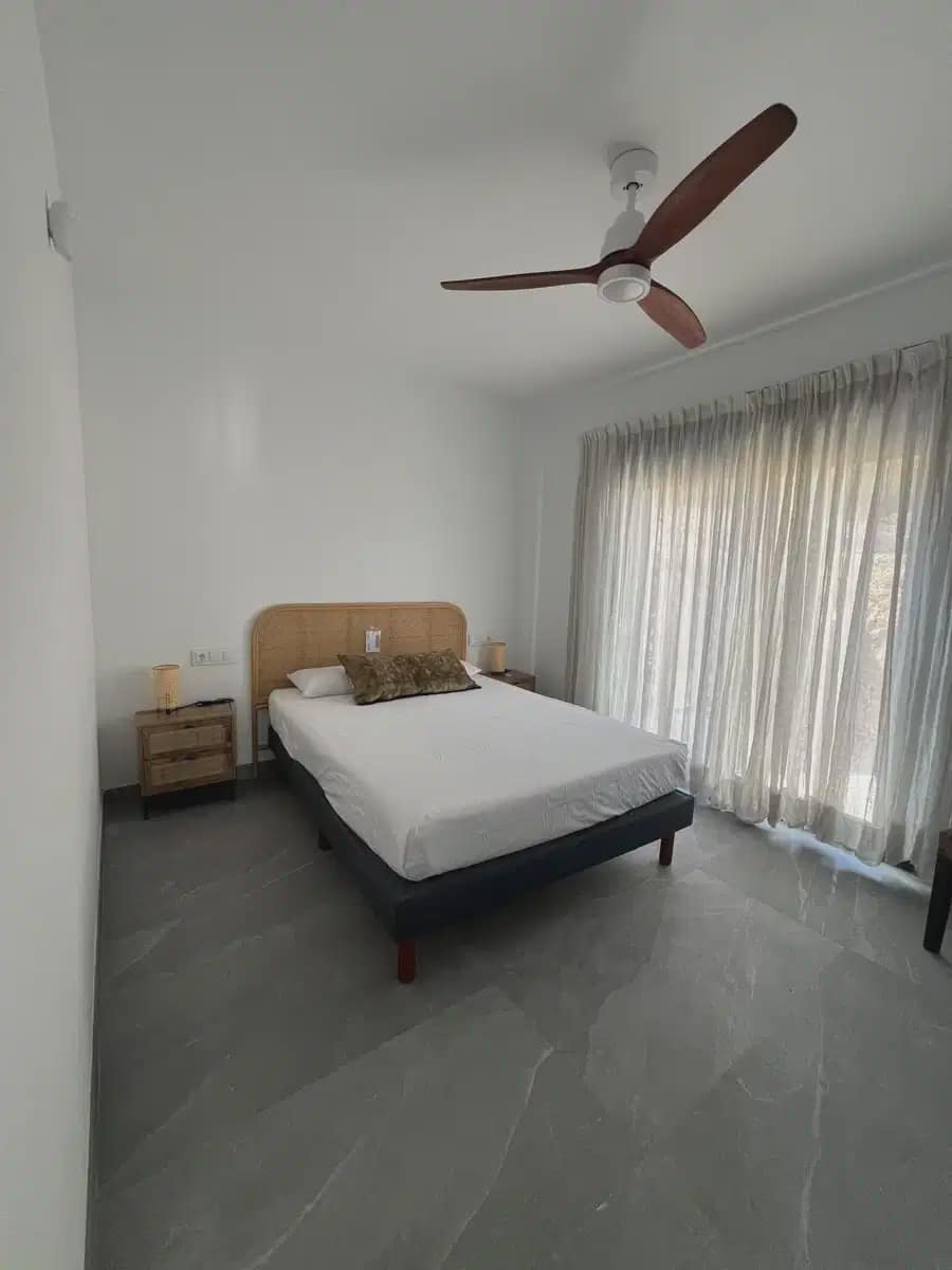 3 slaapkamer Halfvrijstaande villa te koop in Polop met zwembad - € 505.280 (Ref: 10049766)