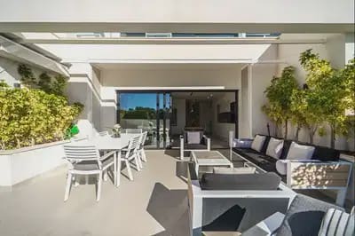 3 sypialnia Apartament na sprzedaż w Las Colinas Golf z basenem garażem - 494 990 € (Ref: 10049767)