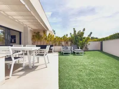 3 sypialnia Apartament na sprzedaż w Las Colinas Golf z basenem garażem - 494 990 € (Ref: 10049767)