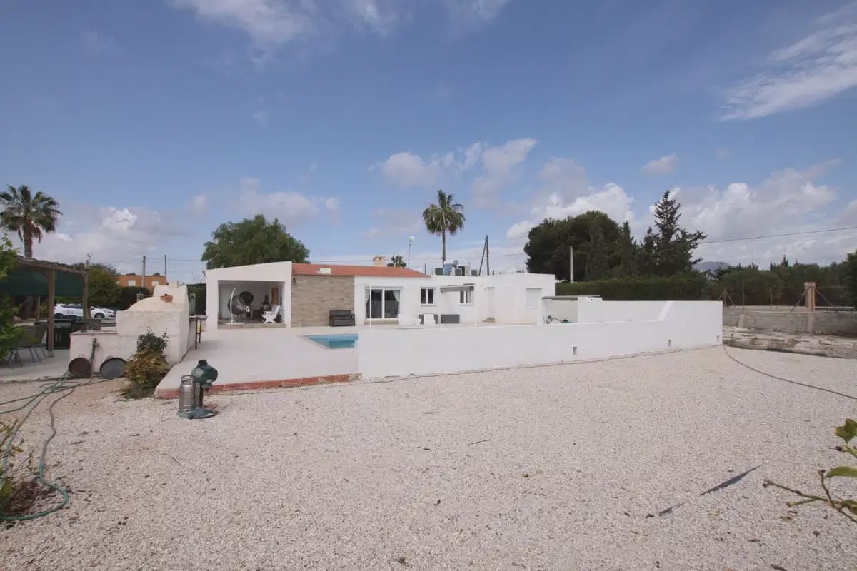 Finca/Casa Rural de 5 habitaciones en Crevillente / Crevillent en venta - 479.000 € (Ref: 10049768)