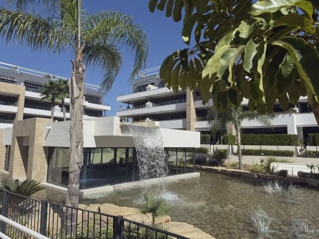 Ático de 2 habitaciones en Playa Flamenca, Orihuela en venta con piscina garaje - 489.000 € (Ref: 10049774)