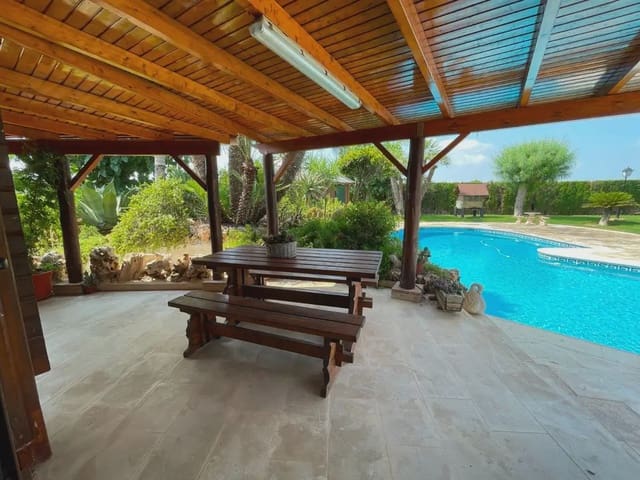 Finca/Casa Rural de 4 habitaciones en La Marina, Elche / Elx en venta - 476.000 € (Ref: 10049780)