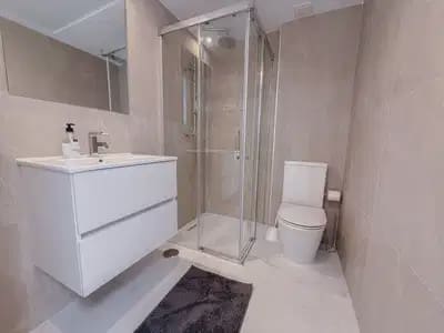 2 soveværelse Strandlejlighed til salg i Punta Prima med swimmingpool - € 489.000 (Ref: 10049786)