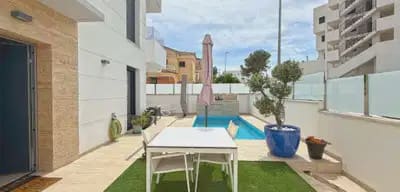 3 soverom Villa til salgs i Villamartin, Orihuela - € 495 000 (Ref: 10049788)