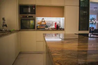 2 makuuhuone Ranta-asunto myytävänä paikassa Torrevieja - 480 000 € (Ref: 10049789)