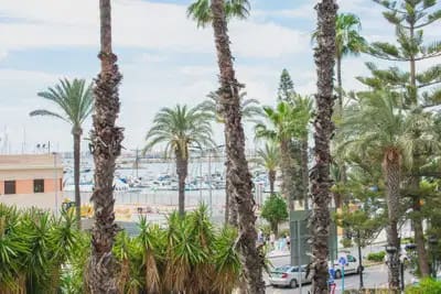 2 makuuhuone Ranta-asunto myytävänä paikassa Torrevieja - 480 000 € (Ref: 10049789)