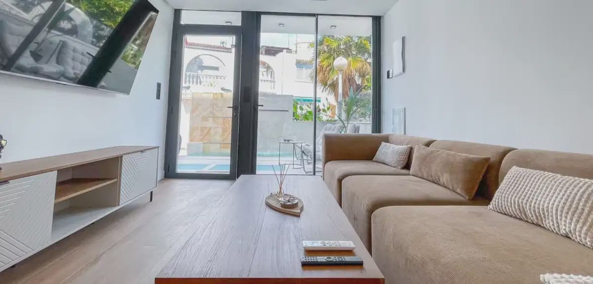 3 slaapkamer Huis te koop in Torrevieja - € 539.000 (Ref: 10050544)