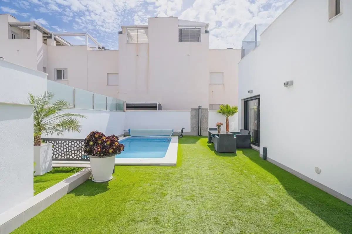 5 chambre Villa/Maison à vendre à Aguas Nuevas avec piscine - 559 000 € (Ref: 10050552)