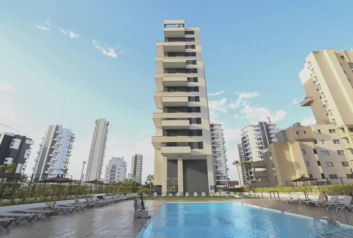 2 Zimmer Apartment zu verkaufen in Calpe / Calp mit Pool Garage - 525.000 € (Ref: 10050555)