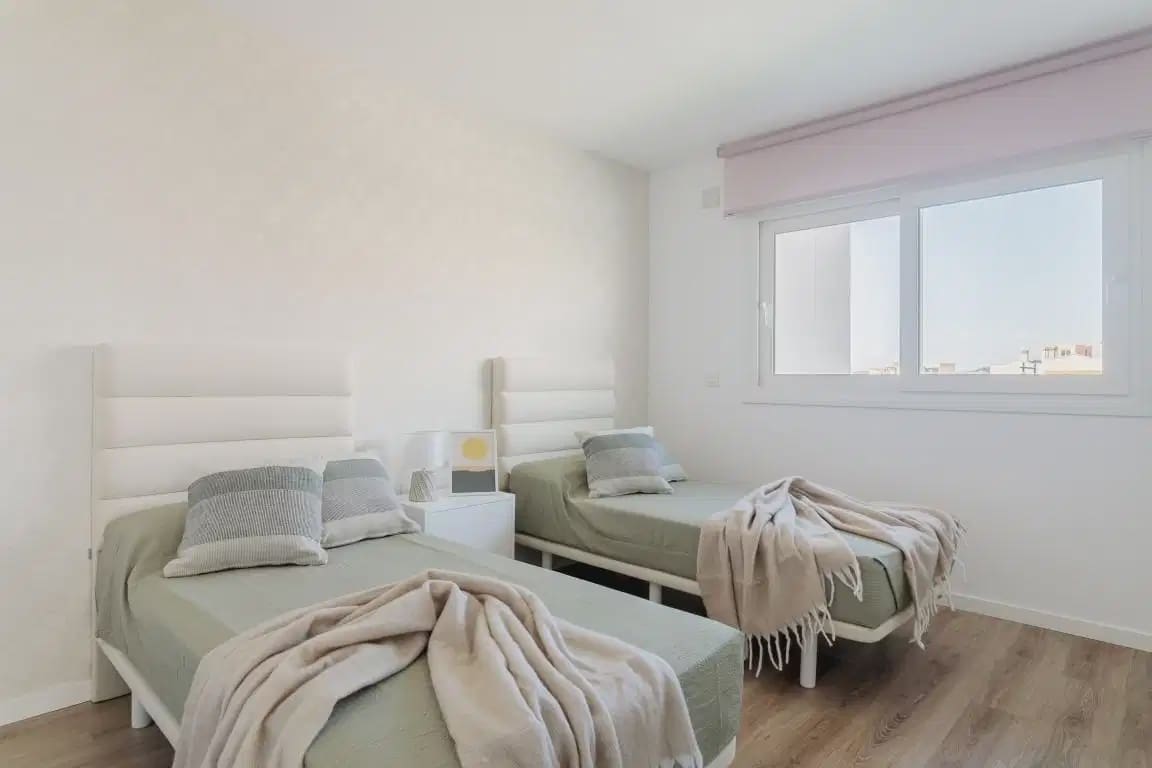 4 quarto Moradia para venda em Finestrat com piscina garagem - 555 000 € (Ref: 10050610)
