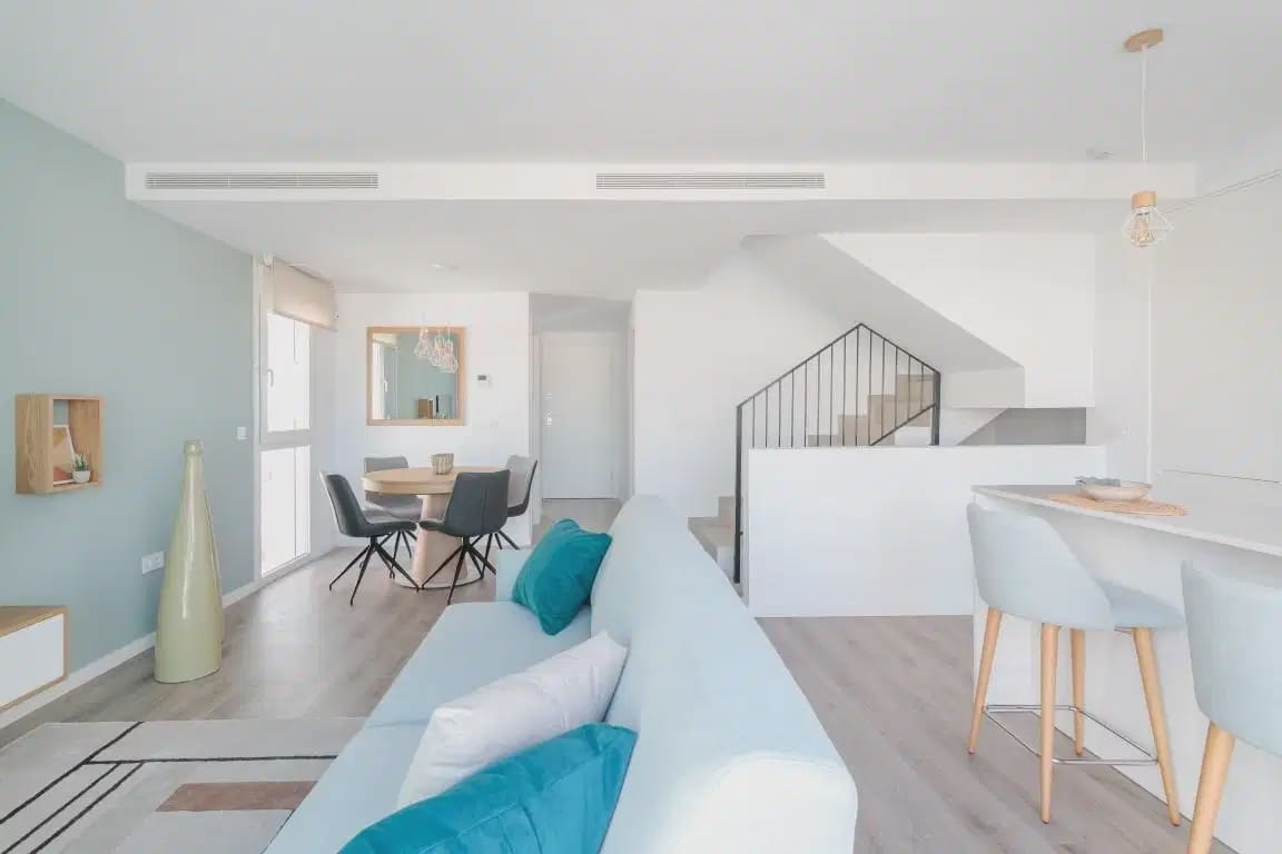 4 quarto Moradia para venda em Finestrat com piscina garagem - 555 000 € (Ref: 10050610)