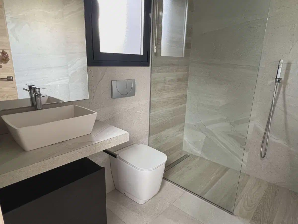 3 bedroom Villa for sale in Rojales with pool garage - € 529,000 (Ref: 10050621)