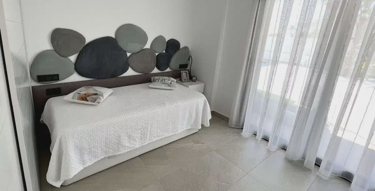 3 bedroom Villa for sale in Rojales with pool garage - € 529,000 (Ref: 10050621)
