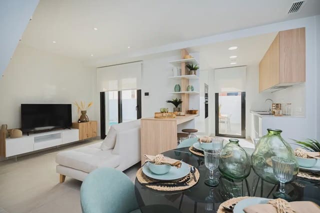 3 quarto Moradia Geminada para venda em Los Balcones - Los Altos, Torrevieja com piscina garagem - 539 000 € (Ref: 10050633)