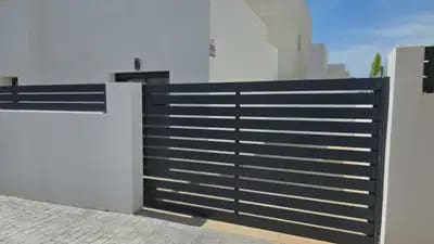 3 bedroom Villa for sale in Los Montesinos with pool - € 520,000 (Ref: 10050638)