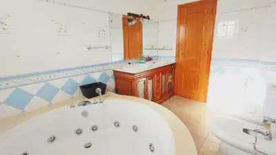 6 sypialnia Willa na sprzedaż w La Torreta - 539 000 € (Ref: 10050645)