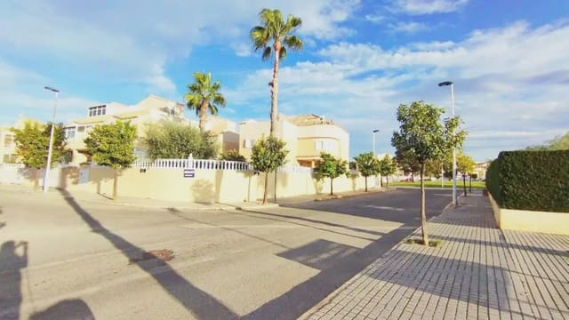 6 sypialnia Willa na sprzedaż w La Torreta, Torrevieja - 539 000 € (Ref: 10050645)