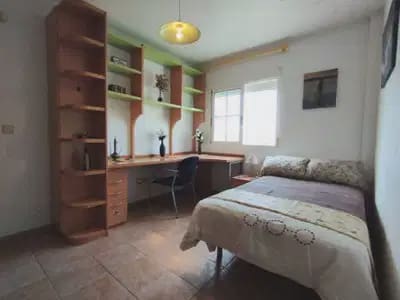 6 bedroom Villa for sale in La Siesta with pool - € 539,000 (Ref: 10050659)