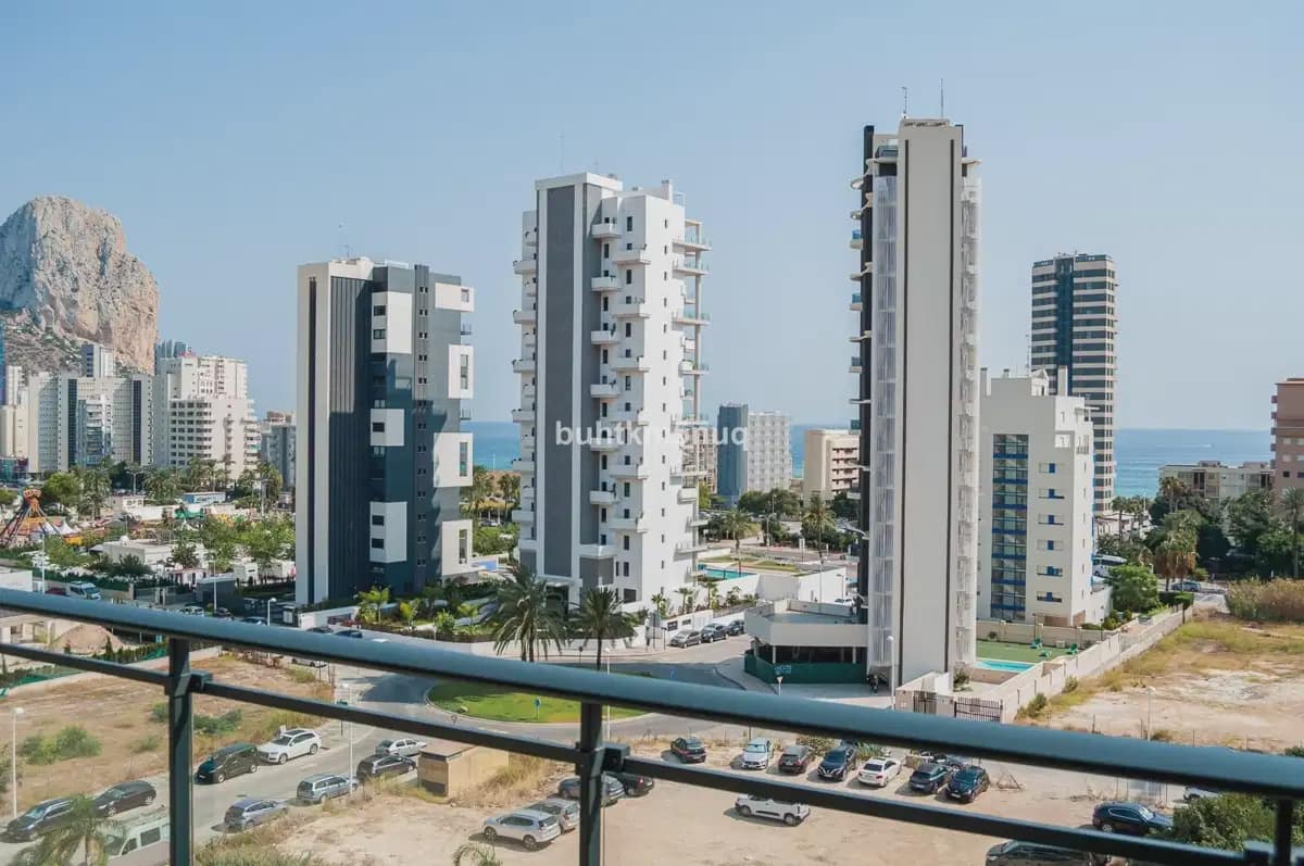 2 bedroom Beach Apartment for sale in Calpe / Calp with pool - € 525,000 (Ref: 10050660)