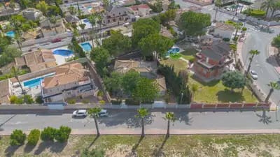 5 bedroom Villa for sale in Rojales - € 599,000 (Ref: 10050662)