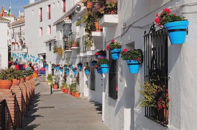 Ático de 1 habitación en La Cala de Mijas, Mijas en venta con piscina garaje - 425.000 € (Ref: 10057217)