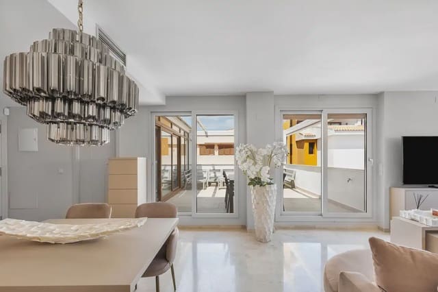 3 sovrum Lägenhet till salu i Punta Prima, Torrevieja med pool garage - 449 000 € (Ref: 10062391)