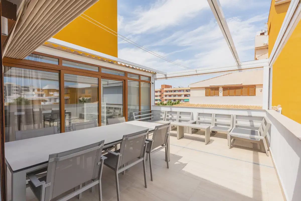 3 bedroom Apartment for sale in Torrevieja with pool garage - € 449,000 (Ref: 10062391)