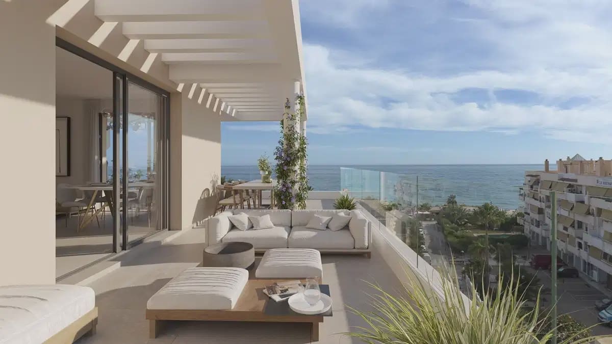 2 bedroom Apartment for sale in Rincon de la Victoria with pool garage - € 440,000 (Ref: 10062396)