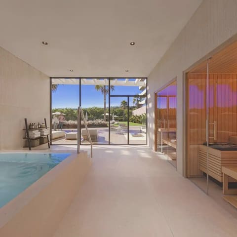 2 Zimmer Penthouse zu verkaufen in Los Pacos, Fuengirola mit Pool - 452.000 € (Ref: 10062401)