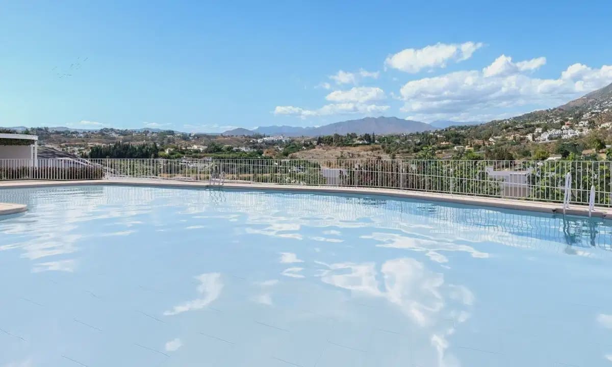 2 sovrum Takvåning till salu i Fuengirola med pool - 419 950 € (Ref: 10062415)