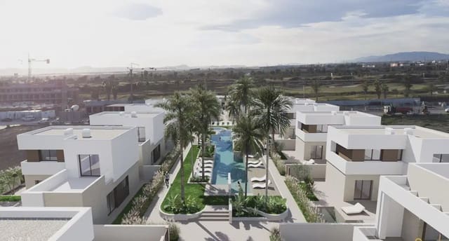Chalet de 3 habitaciones en Las Lomas de Rame - Bahía Bella, Los Alcázares en venta con piscina garaje - 439.000 € (Ref: 10062420)