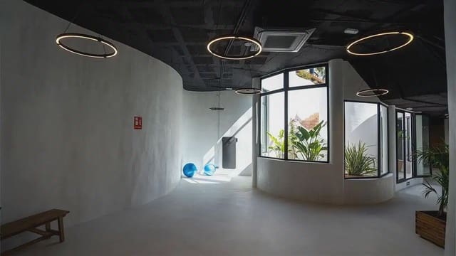 Apartamento de 2 habitaciones en Los Naranjos, Marbella en venta con piscina garaje - 497.500 € (Ref: 10062422)