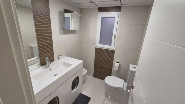 4 quarto Apartamento para venda em Torrevieja com garagem - 330 000 € (Ref: 10064951)