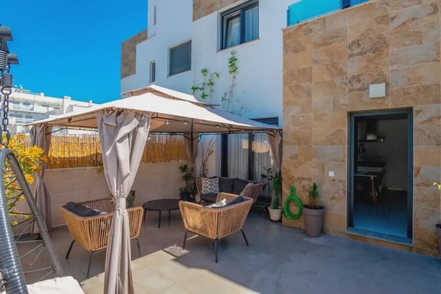 3 soverom Hus til salgs i Orihuela Costa, Orihuela med svømmebasseng - € 325 000 (Ref: 10064955)