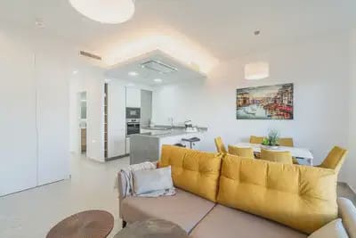 Leilighet til salgs i Los Balcones med svømmebasseng garasje - € 330 000 (Ref: 10064965)