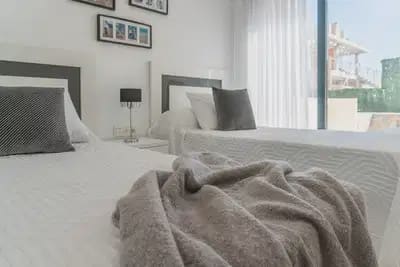 Leilighet til salgs i Los Balcones med svømmebasseng garasje - € 330 000 (Ref: 10064965)