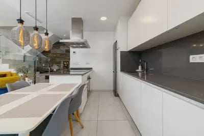 3 camera da letto Casa in vendita in Villamartin con garage - 325.000 € (Rif: 10064981)