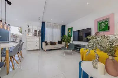 3 bedroom Townhouse for sale in Villamartin with pool - € 325,000 (Ref: 10064982)