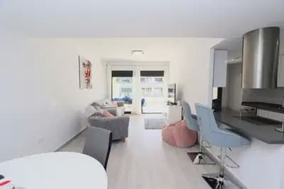 3 chambre Appartement à vendre à Villamartin, Orihuela avec piscine garage - 320 000 € (Ref: 10064986)