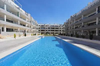 3 chambre Appartement à vendre à Villamartin avec piscine garage - 320 000 € (Ref: 10064986)