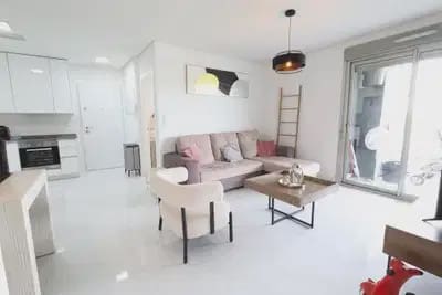 3 makuuhuone Huoneisto myytävänä paikassa Villamartin mukana uima-altaan - 335 000 € (Ref: 10065002)