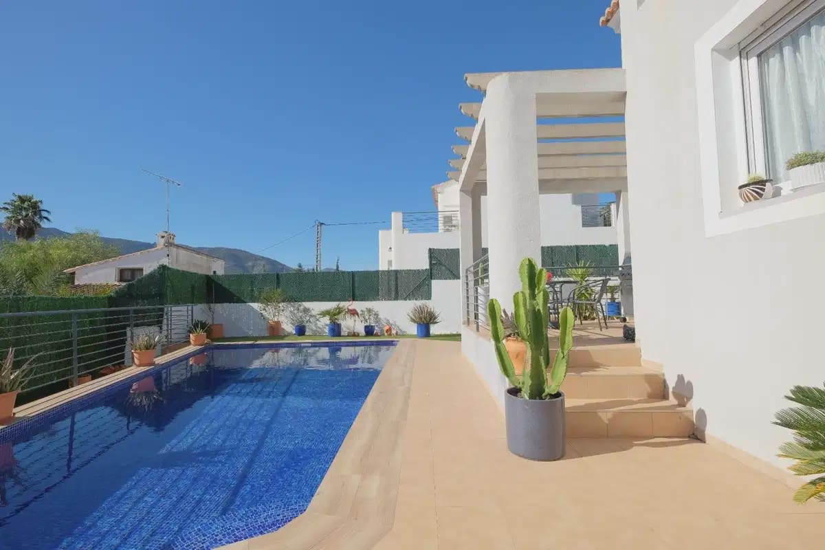 2 bedroom Villa for sale in Alcalali / Alcanali - € 349,000 (Ref: 10072887)